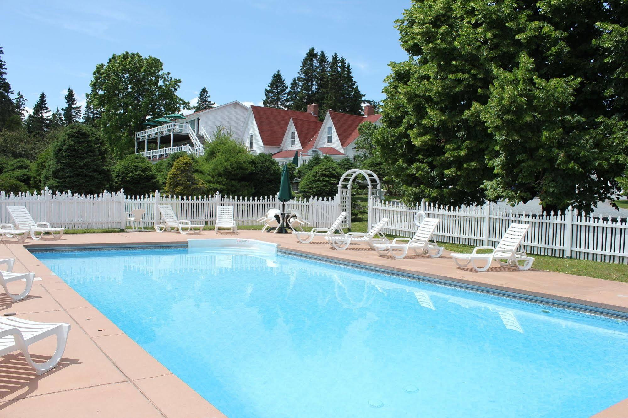 Tara Manor Inn St. Andrews By The Sea Ngoại thất bức ảnh